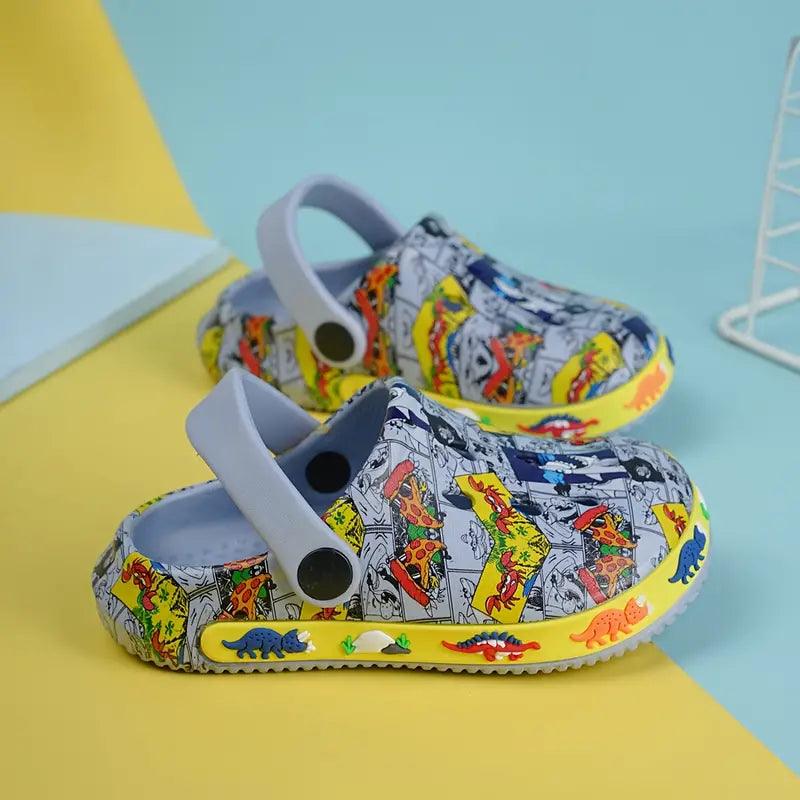 Sandália crocs com design de dinossauro