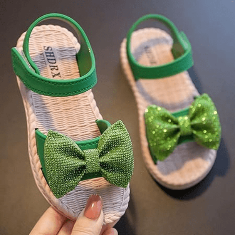 Sandália Infantil Feminina com laço- Onde o Encanto Encontra o Conforto!