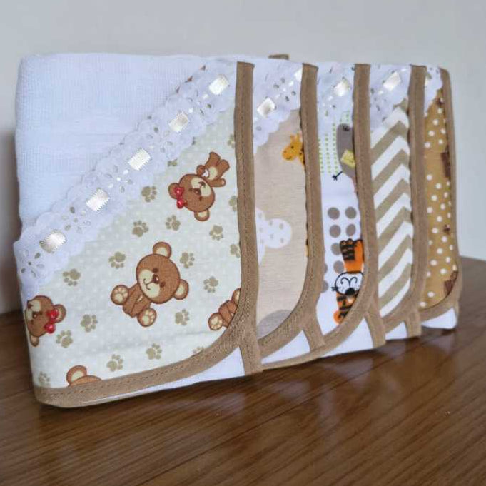 kit com 5 Fraldinhas De boca 100% Algodão Com Porta Chupeta