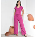 Blusa Gola V e Calça Pantalona com Amarração